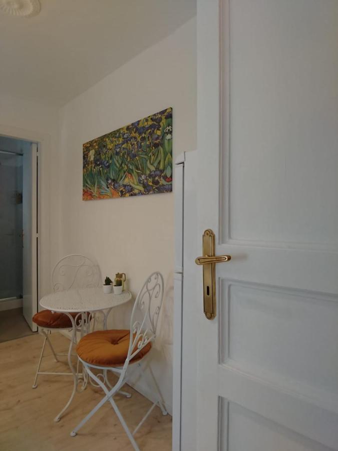 Encanto Apartment Катания Экстерьер фото
